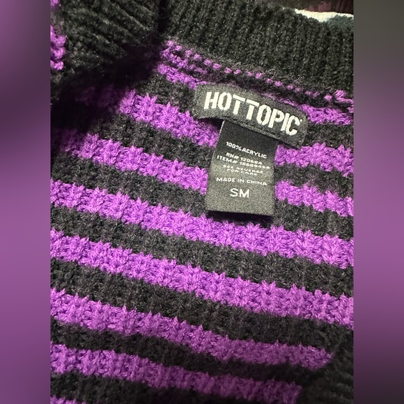 Hot topic striped cardigan🖤💜 - Picture 3 of 4